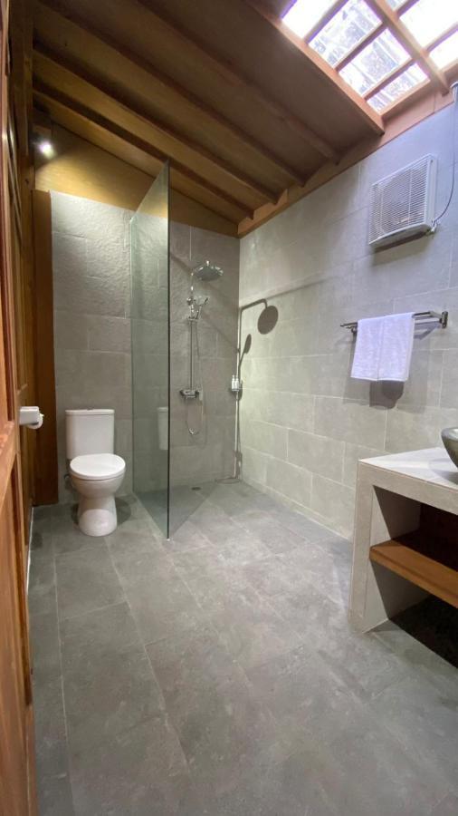 Gretek Villa Lova Sambirenteng מראה חיצוני תמונה